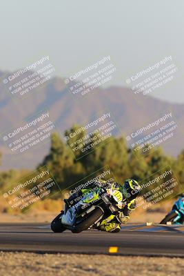 media/Nov-19-2023-CVMA (Sun) [[1f3d1b7ccb]]/Race 18 Supersport Middleweight/